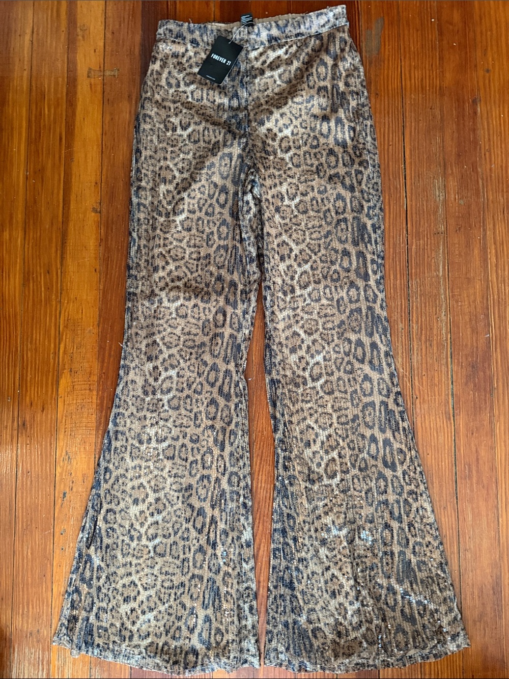 New with tags Forever 21 Leopard-Print Sequin Flare Pants Size Small - Picture 5 of 7